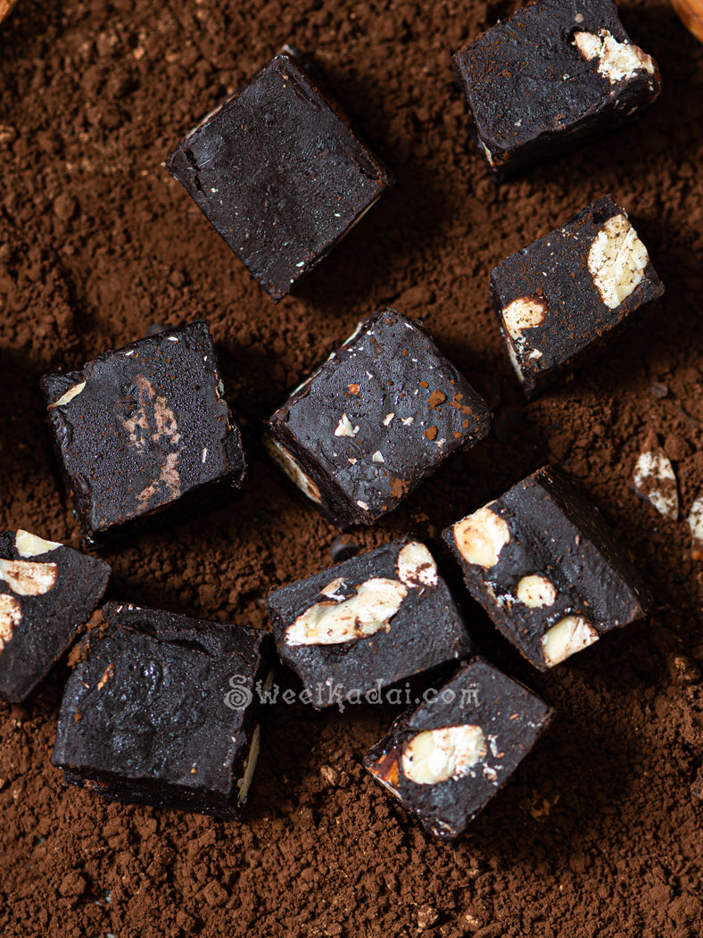 Ooty Dark Roasted Almond Chocolate