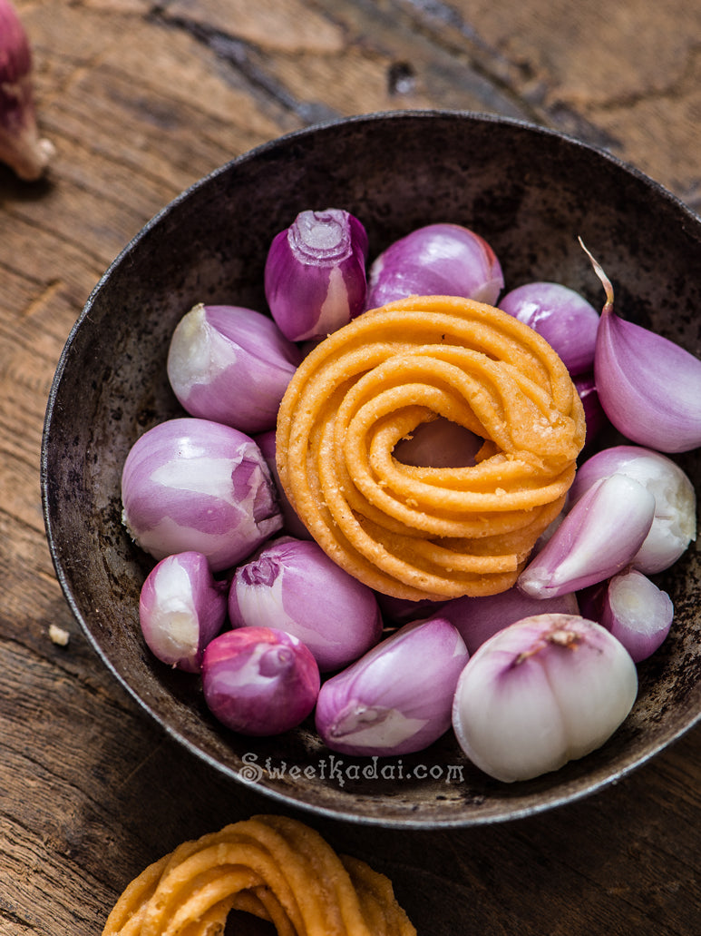 Onion Murukku