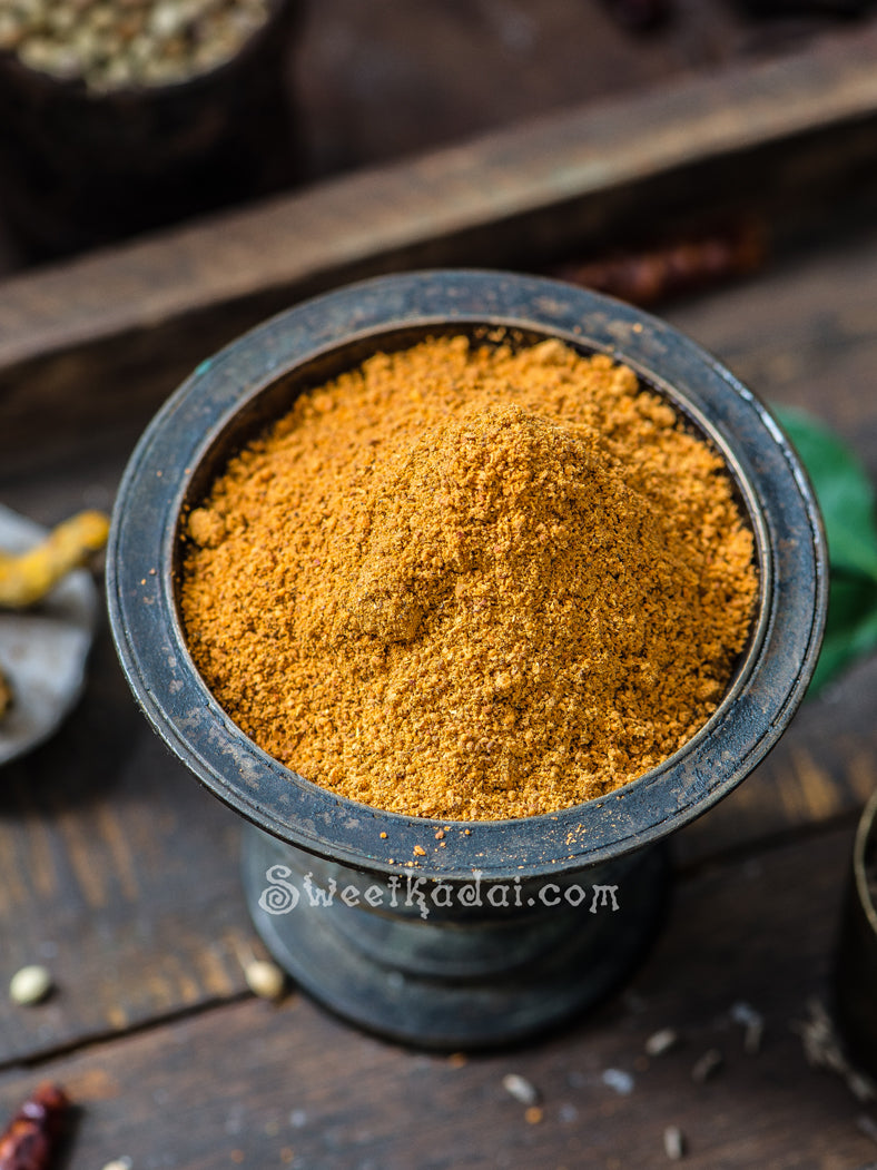 Nellai Idi Smabar Podi (Homemade).