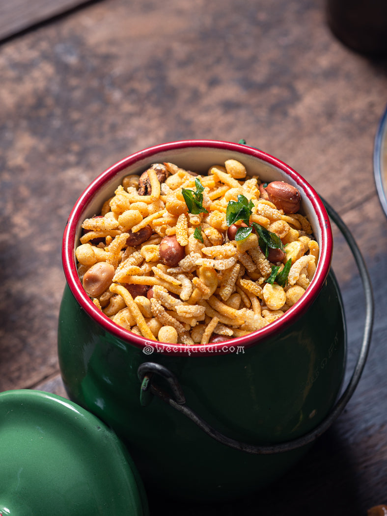 Namakkal Thinnai Mixture.